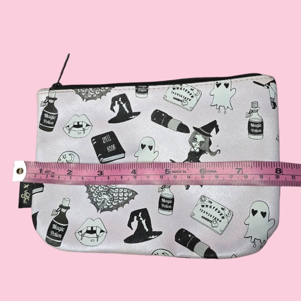 Makeup Bags - Picture 3 of 7